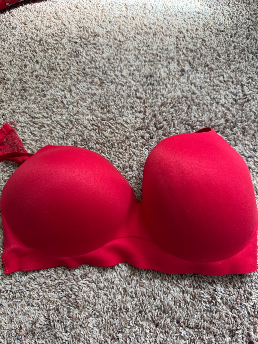 Victoria's Secret Strapless Smooth Molded Bra in Bright Red